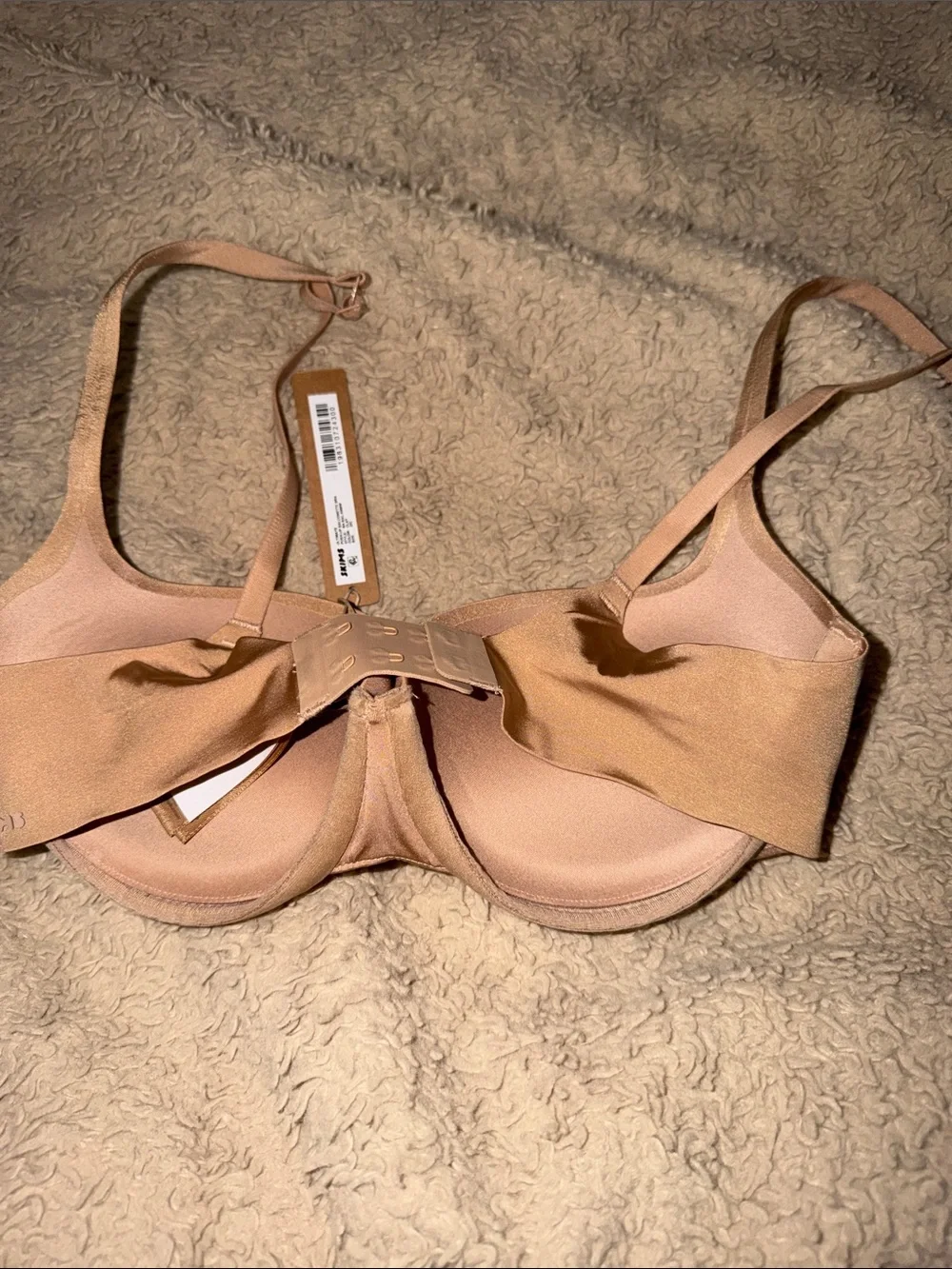 SKIMS Sculpting Nude Strapless-Convertible Bra